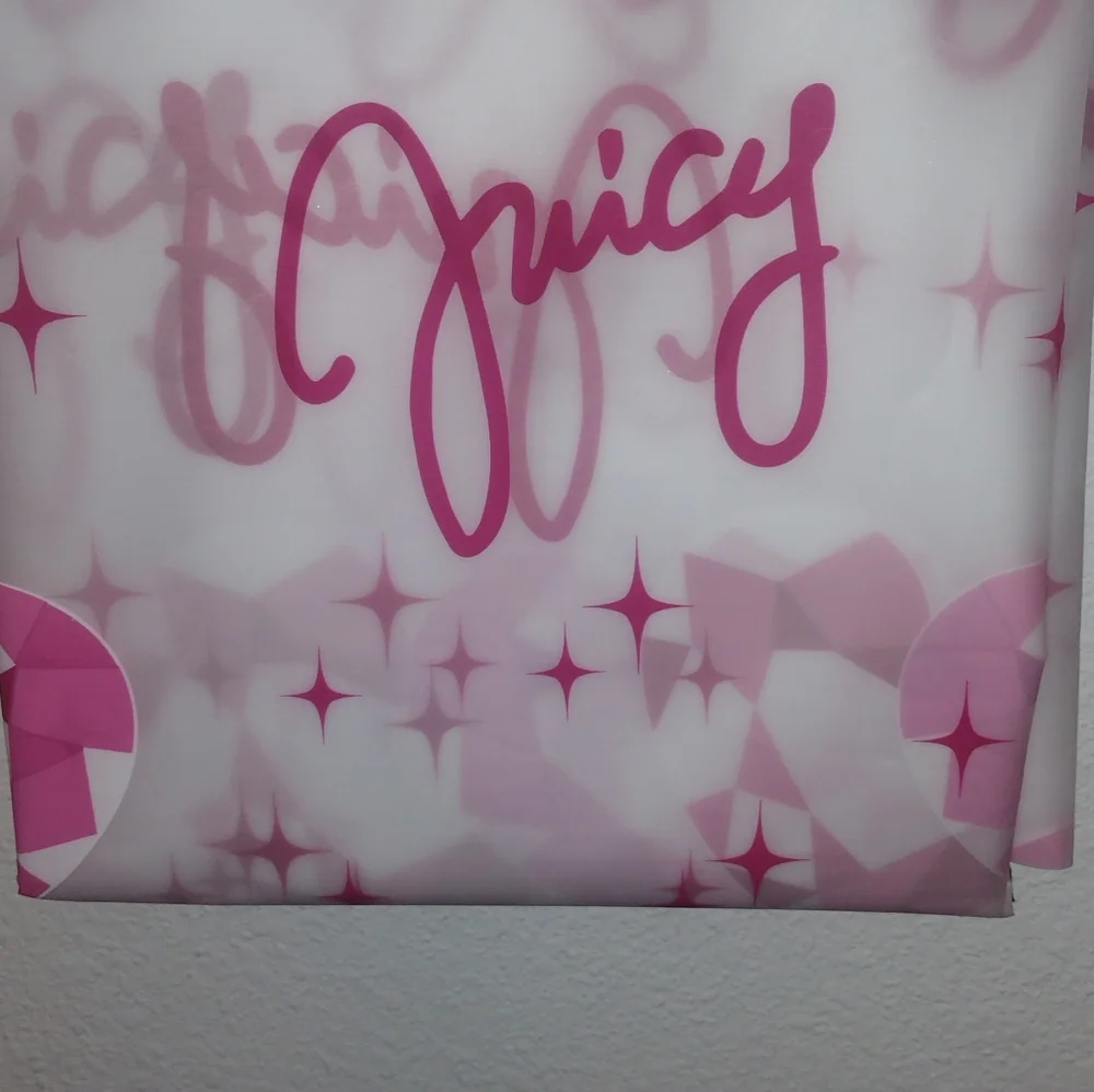 JUICY COUTURE PRINTED PEVA SHOWER CURTAIN JUICY COUTURE SHOWER CURTAIN 70 X 72..